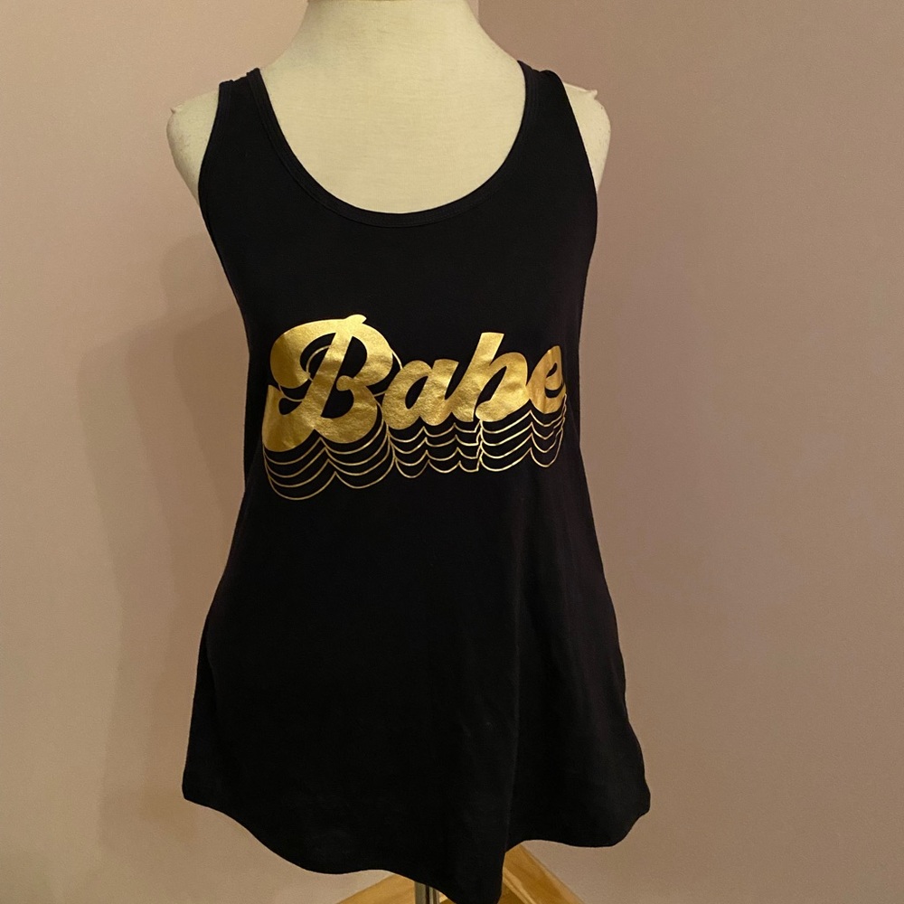BABE racer back Tank Top
Cool tank !!